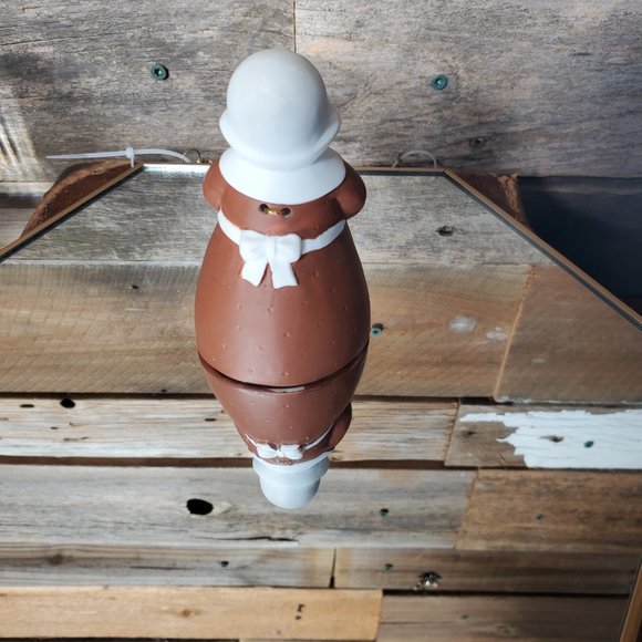 Russ Berrie Bell - Pilgrim Lady with Basket of Apples - Picture 5 of 7